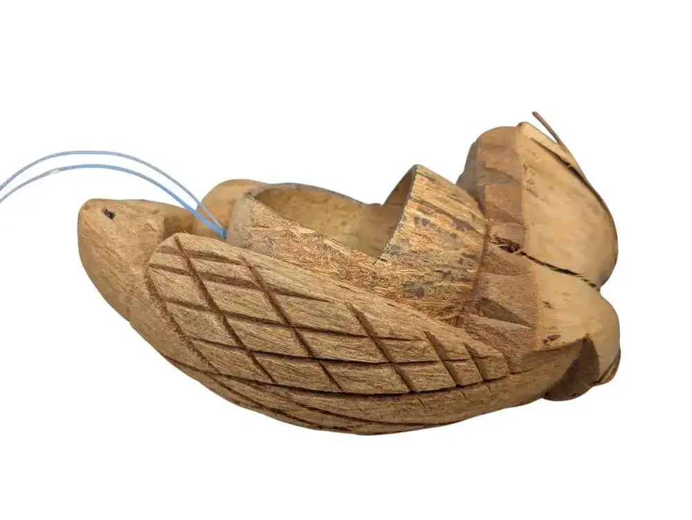 Coconut Shell Bird Feeder Love Birds 9